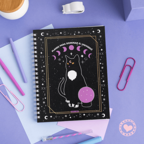 Cuaderno Escolar Rayado 21x27cm Punto Cero Runa Esotérica